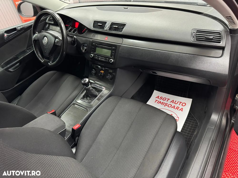 Volkswagen Passat - 10
