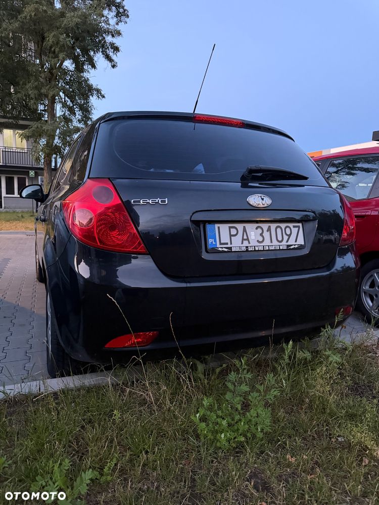 Kia Ceed 1.4 Comfort - 4