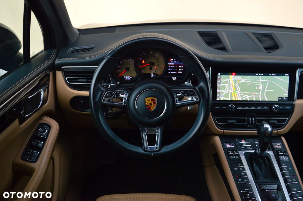 Porsche Macan Standard - 21