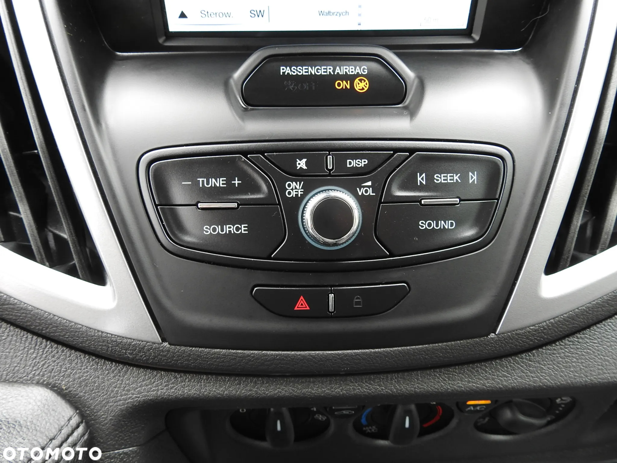 Ford TRANSIT FURGON CHŁODNIA 0*C FUNKCJA GRZANIA ZASILANIE 230V TEMPOMAT NAWIGACJA KLIMATYZACJA LEDY 130KM [ E41585 ] - 36