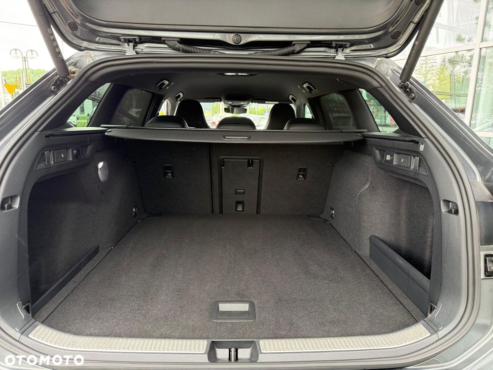 Volkswagen Passat - 15