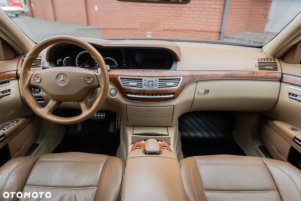 Mercedes-Benz Klasa S 63 AMG 7G-TRONIC - 29