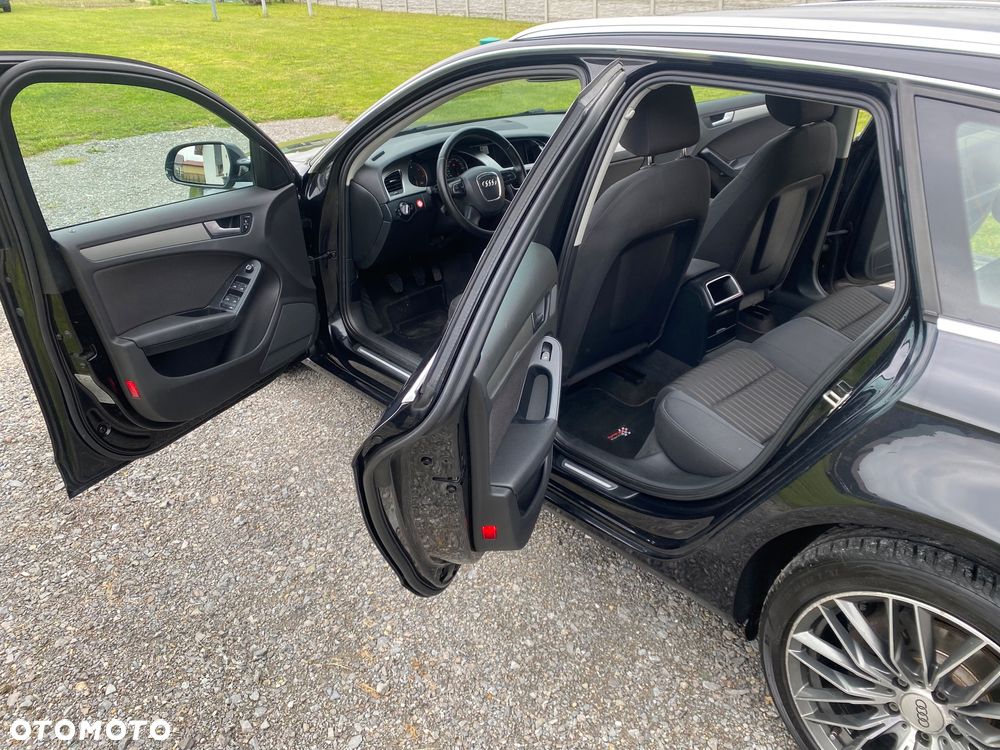 Audi A4 Avant 2.0 TDI DPF Attraction - 29