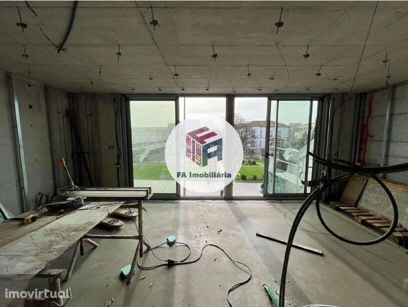 Apartamento T0 Centro Matosinhos - Grande imagem: 2/9