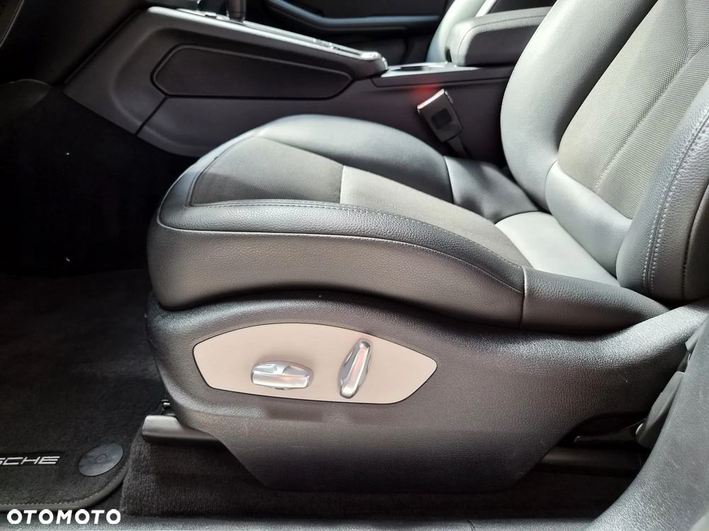 Porsche Macan Standard - 20