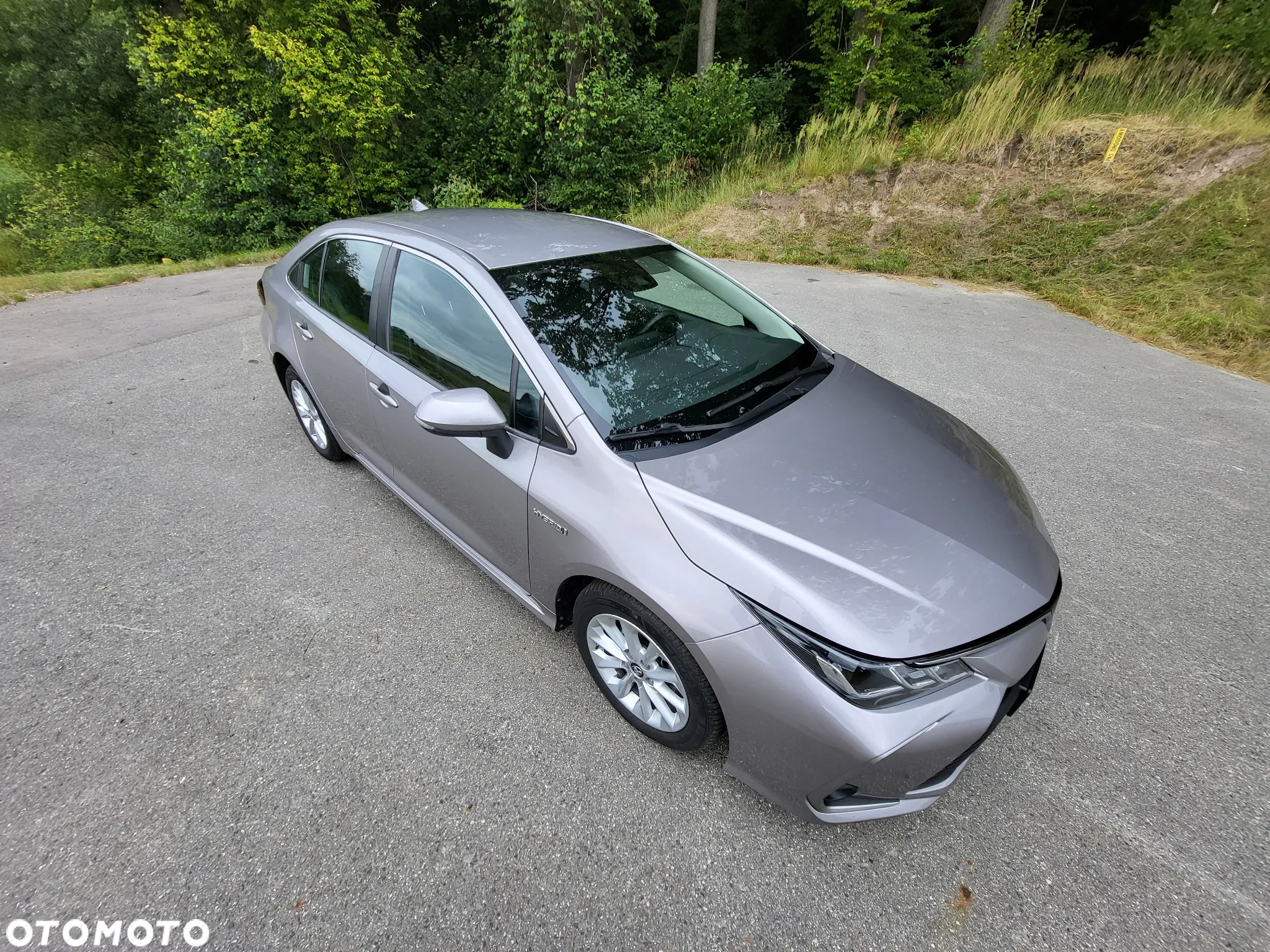 Toyota Corolla 1.8 Hybrid Comfort - 12