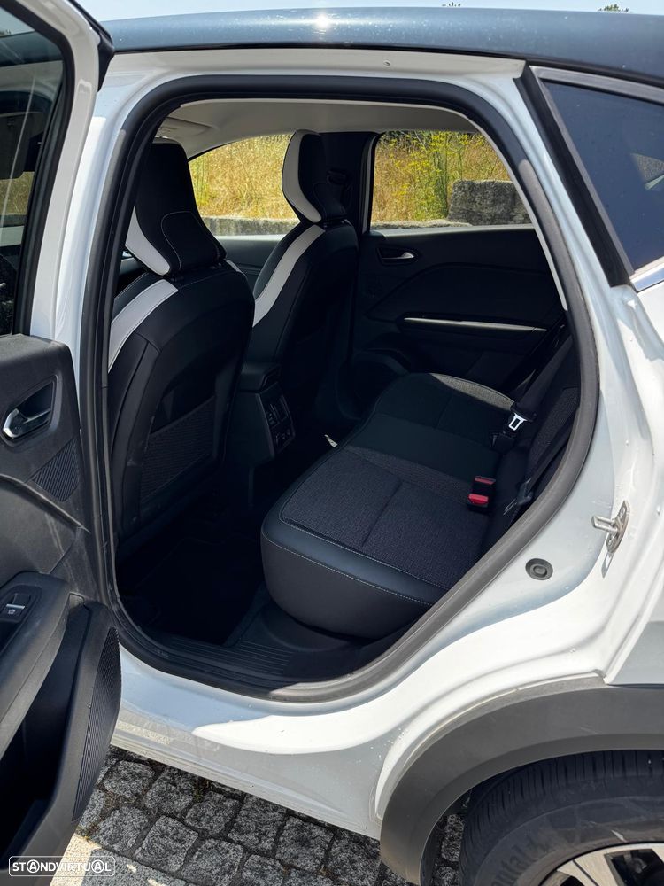 Renault Captur 1.6 E-Tech Full Hybrid Evolution - 10