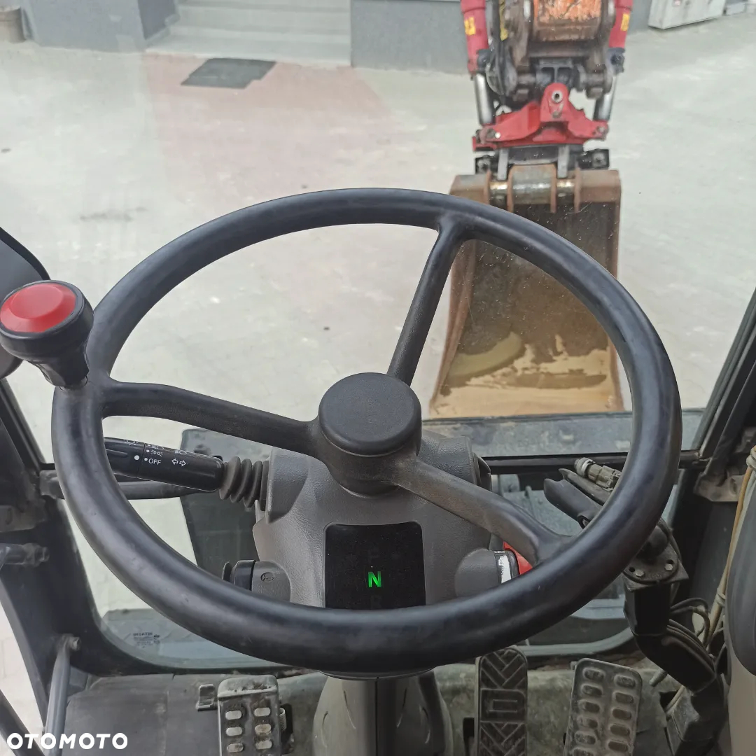 Hitachi ZX 170 W - 27