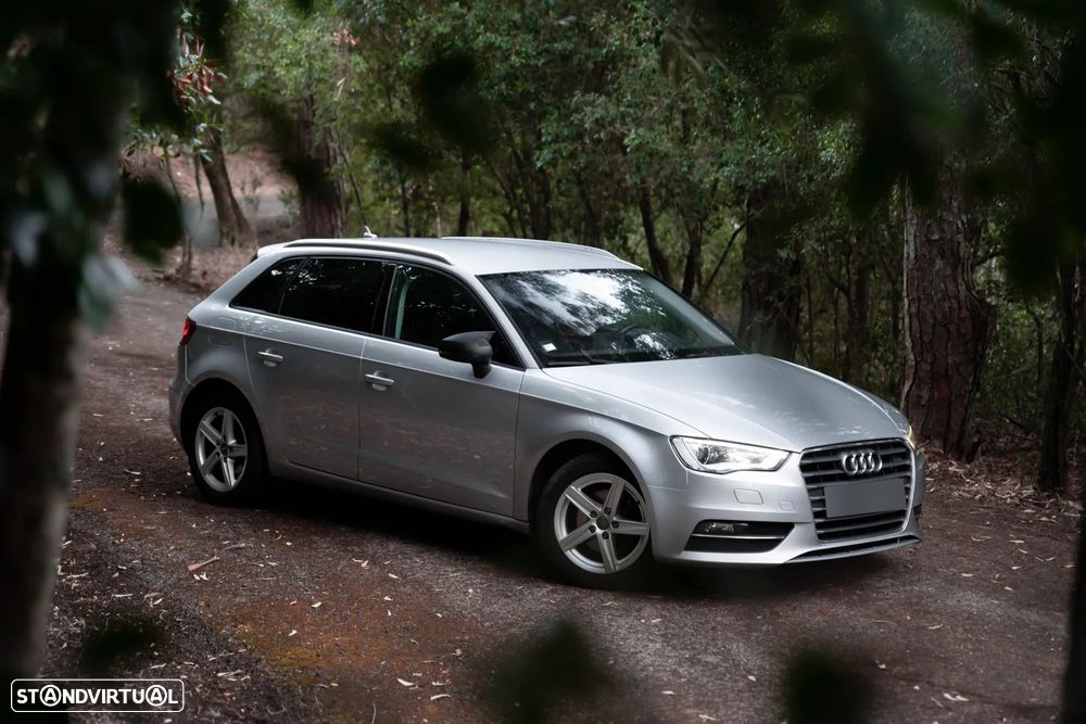 Audi A3 Sportback 1.6 TDI (clean diesel) Attraction - 1
