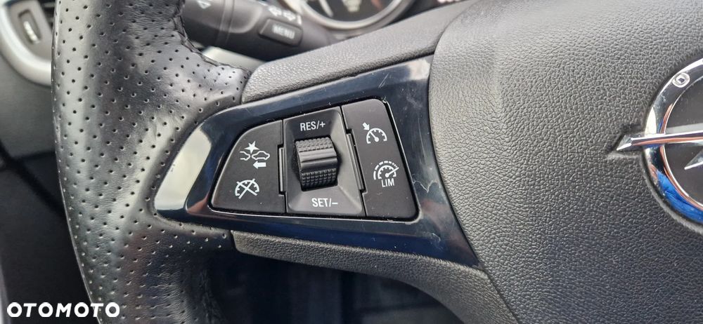 Opel Astra 1.6 D Start/Stop Business - 13