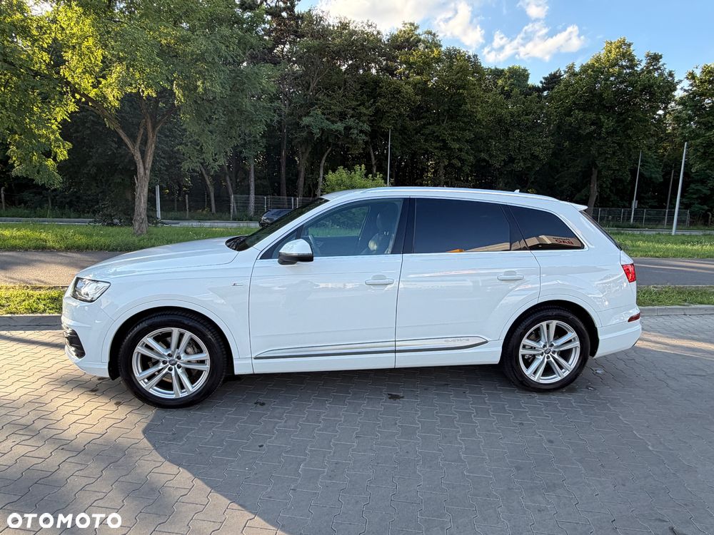 Audi Q7 - 1