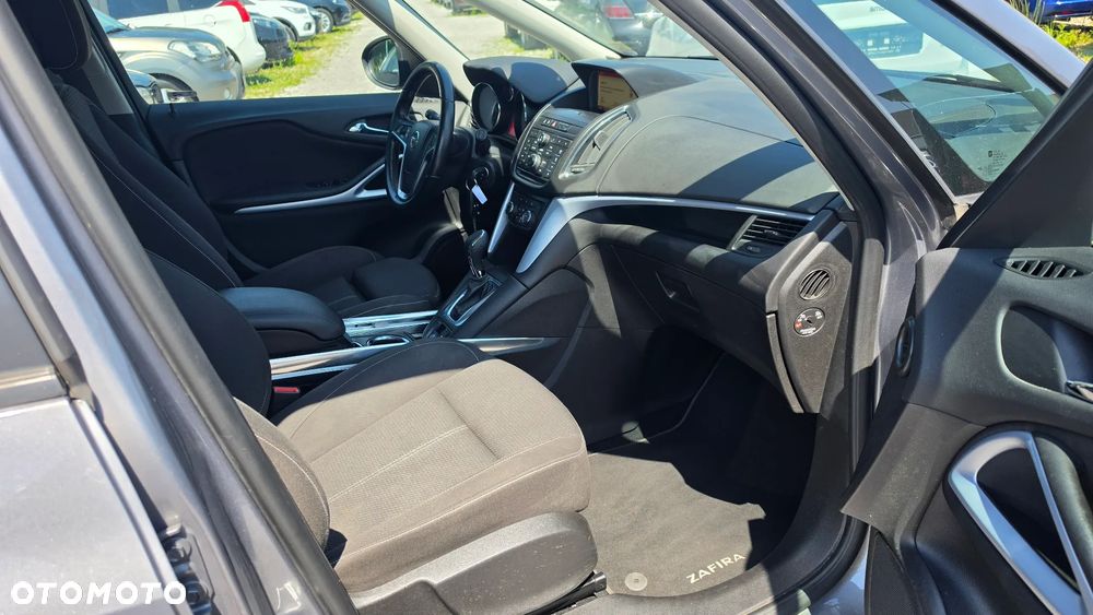 Opel Zafira Tourer 2.0 CDTI Automatik drive - 10