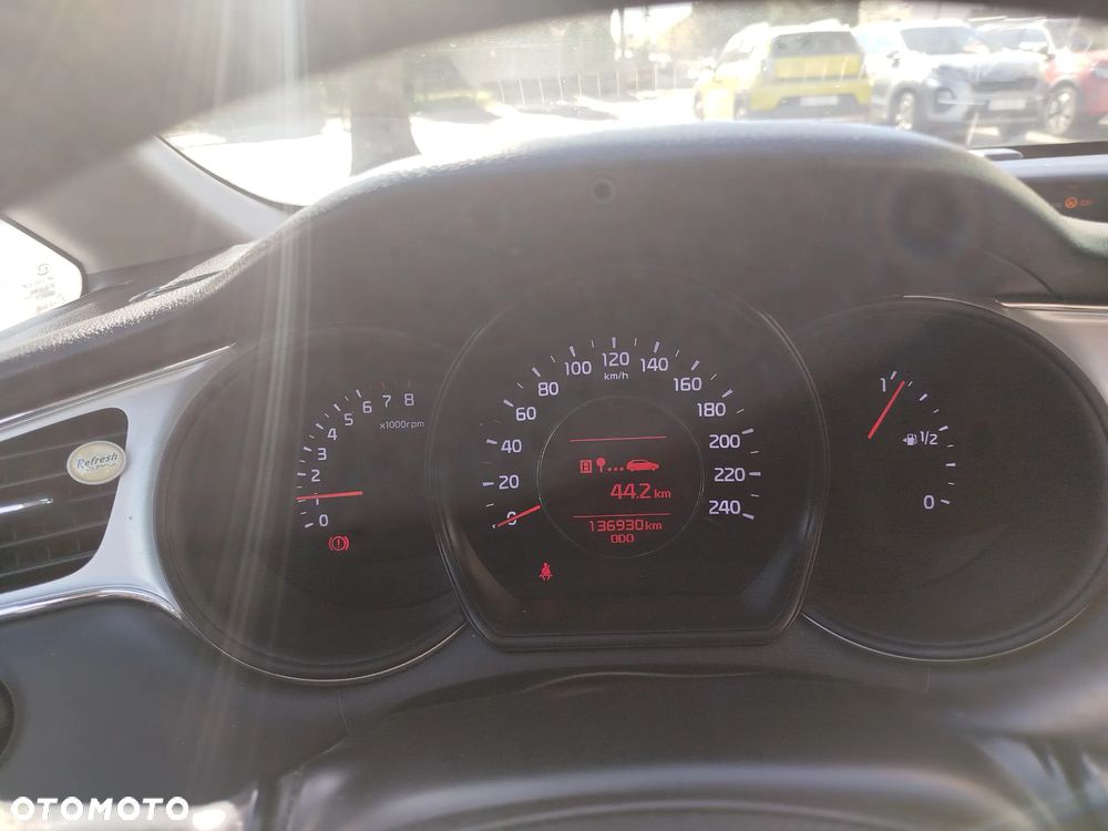 Kia Ceed 1.4 L - 7