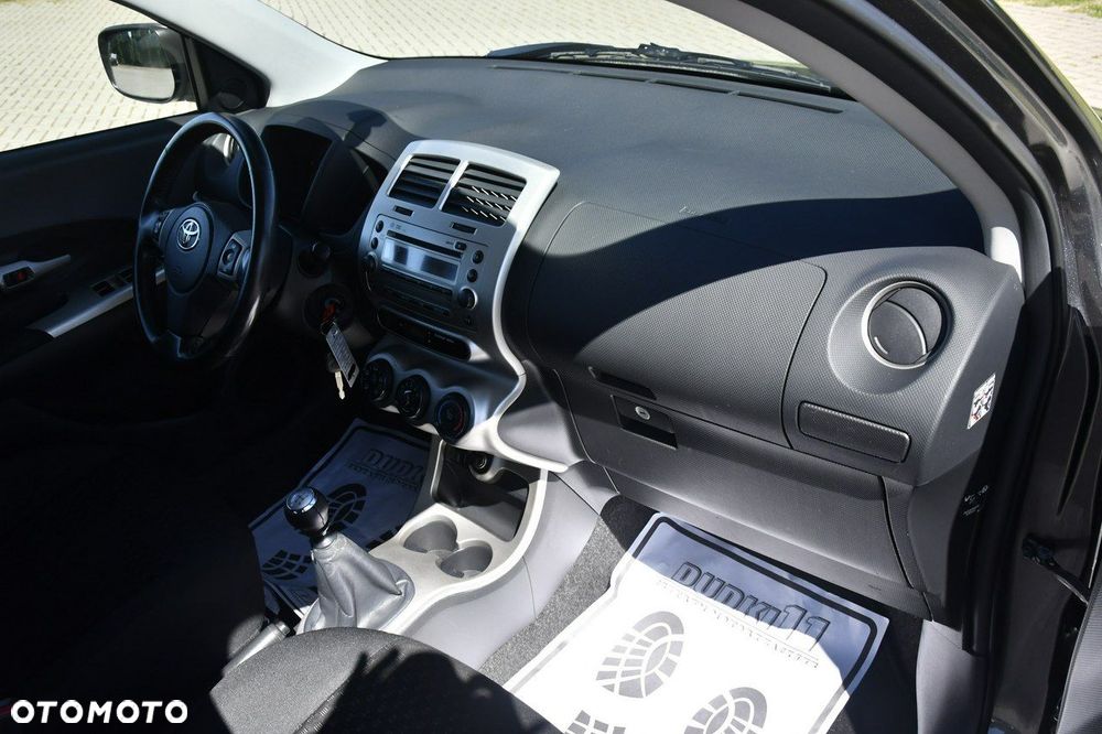 Toyota Urban Cruiser - 20