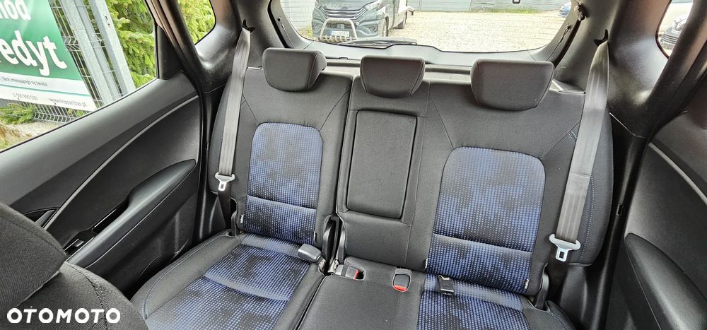 Hyundai ix20 1.4 blue Comfort - 12