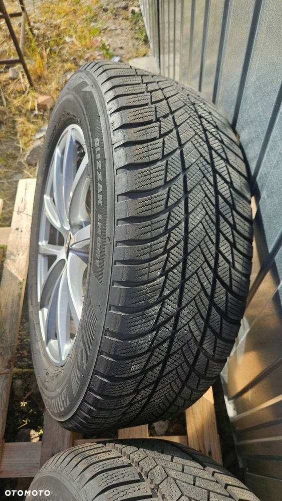 felgi audi a6 c8 4k0601025 7.5x17" et36 opony 225/60 r17 2024rok 6.5mm - 16