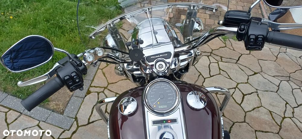 Harley-Davidson Touring Road King - 8