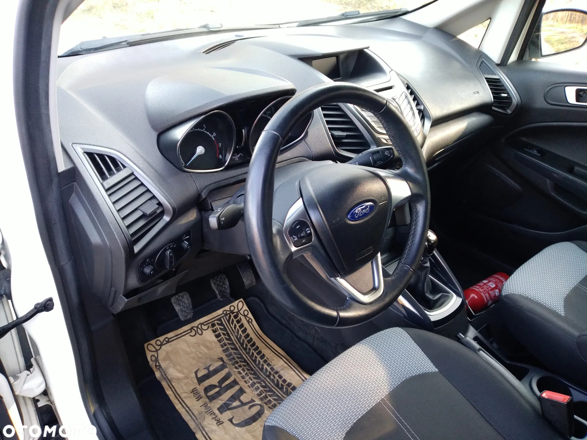 Ford EcoSport - 12