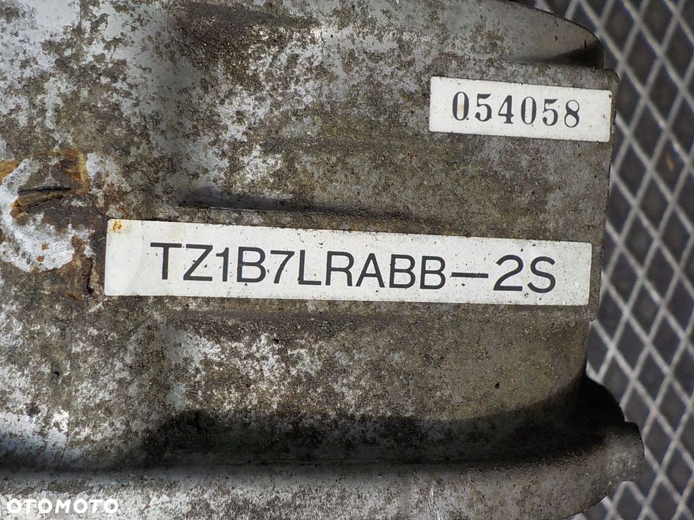 SUBARU LEGACY IV 2.0 SKRZYNIA BIEGÓW TZ1B7LRABB - 2