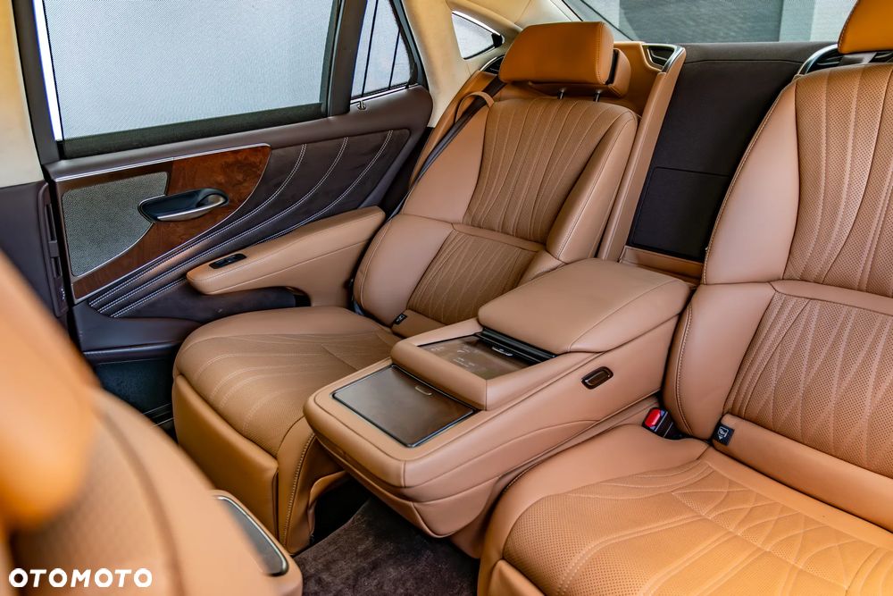 Lexus LS - 27