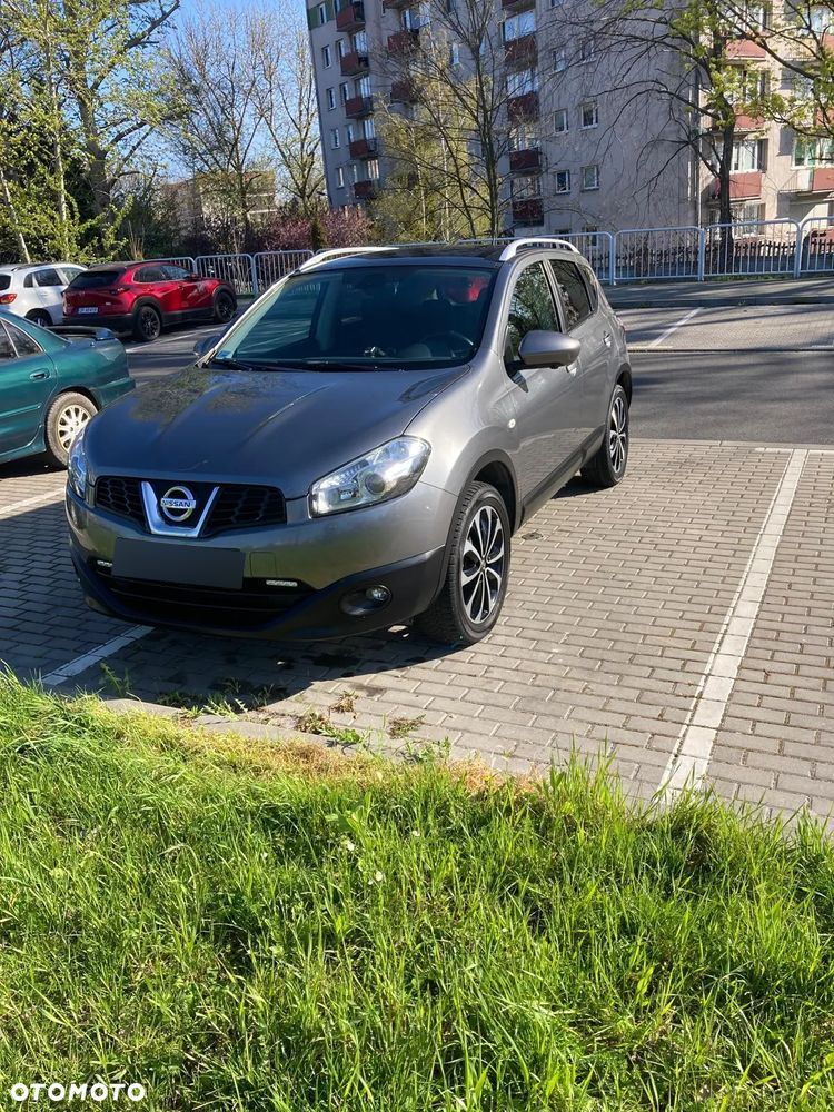 Nissan Qashqai 2.0 4 x 4 tekna - 1