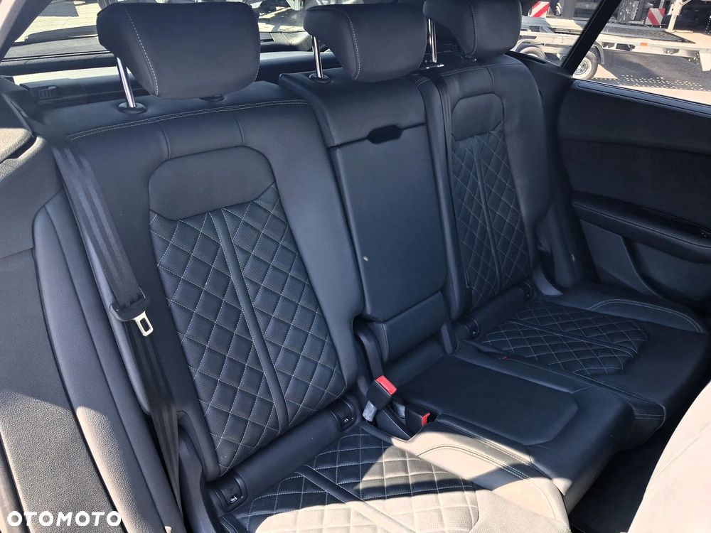 Audi Q8 TDI mHEV 210 kW Quattro Tiptronic - 32