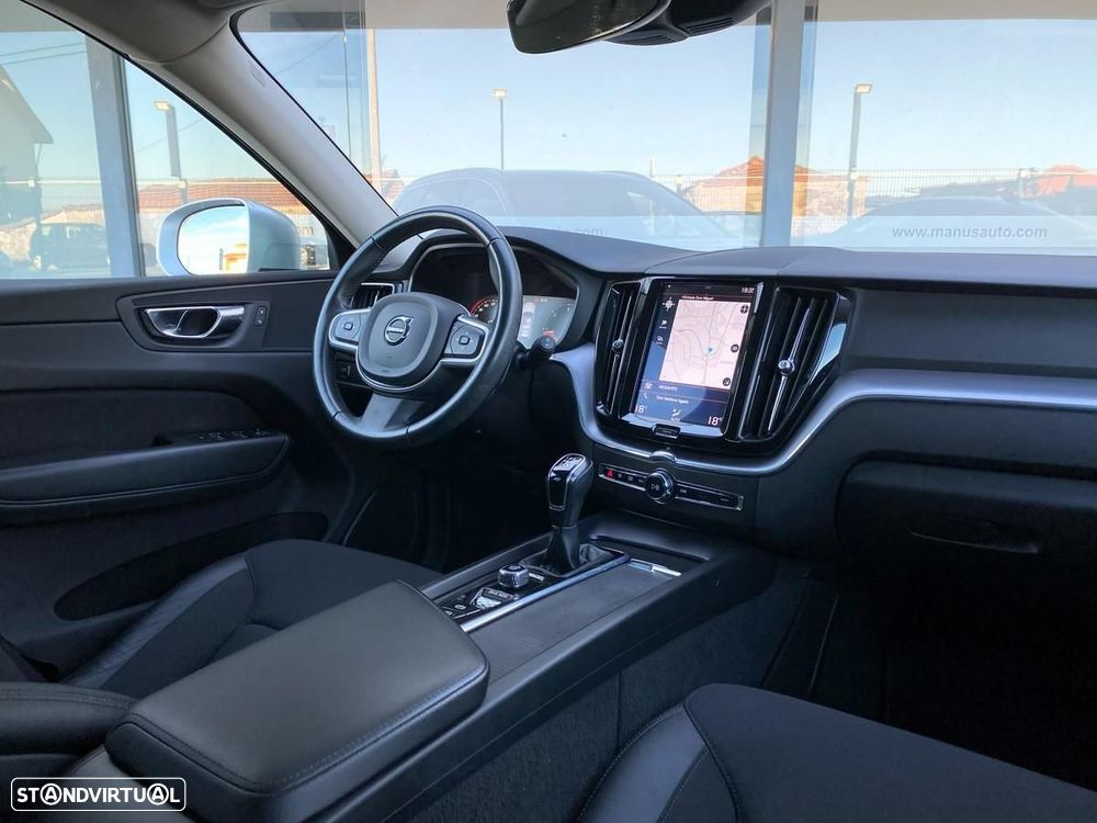 Volvo XC 60 2.0 D4 Momentum Plus - 17