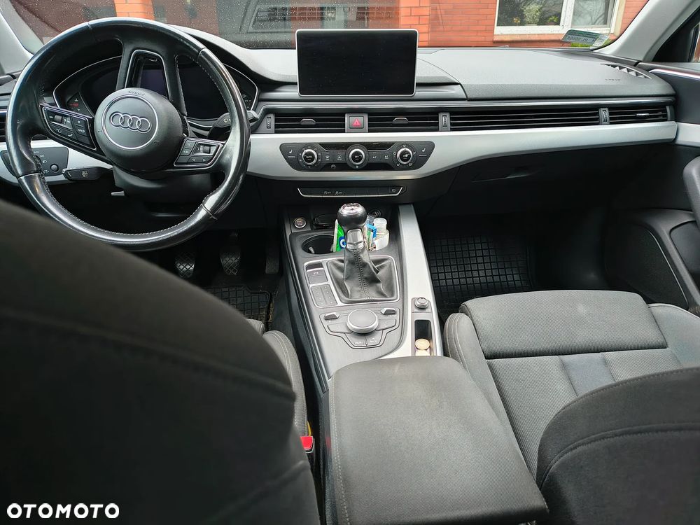 Audi A4 Limousine 2.0 TDI DPF Ambiente - 5
