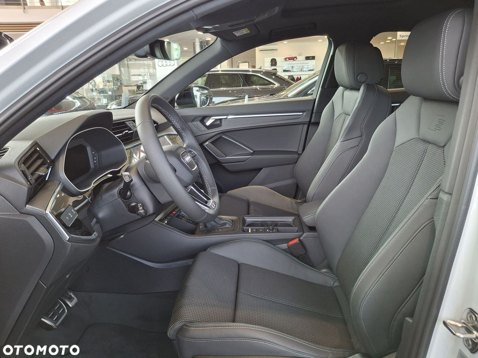 Audi Q3 Sportback - 25