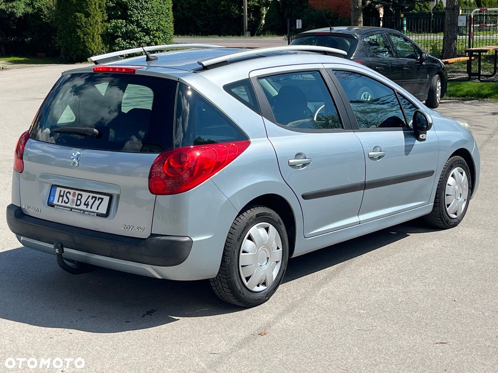 Peugeot 207 - 6