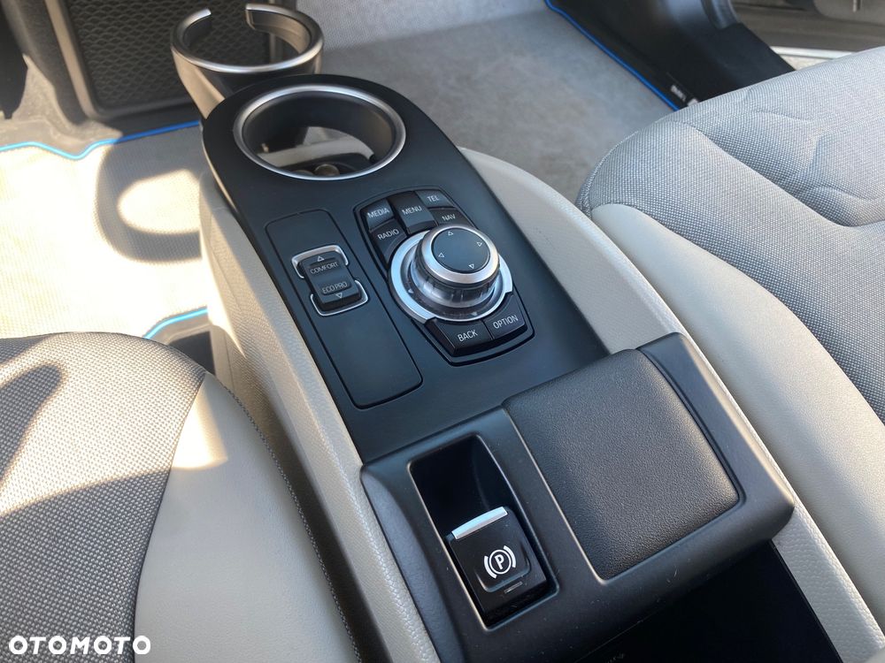 BMW i3 (60 Ah) - 36