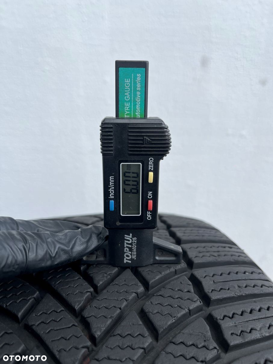 OPONY 235/50/18 101V BRIDGESTONE BLIZZAK LM005 - 4