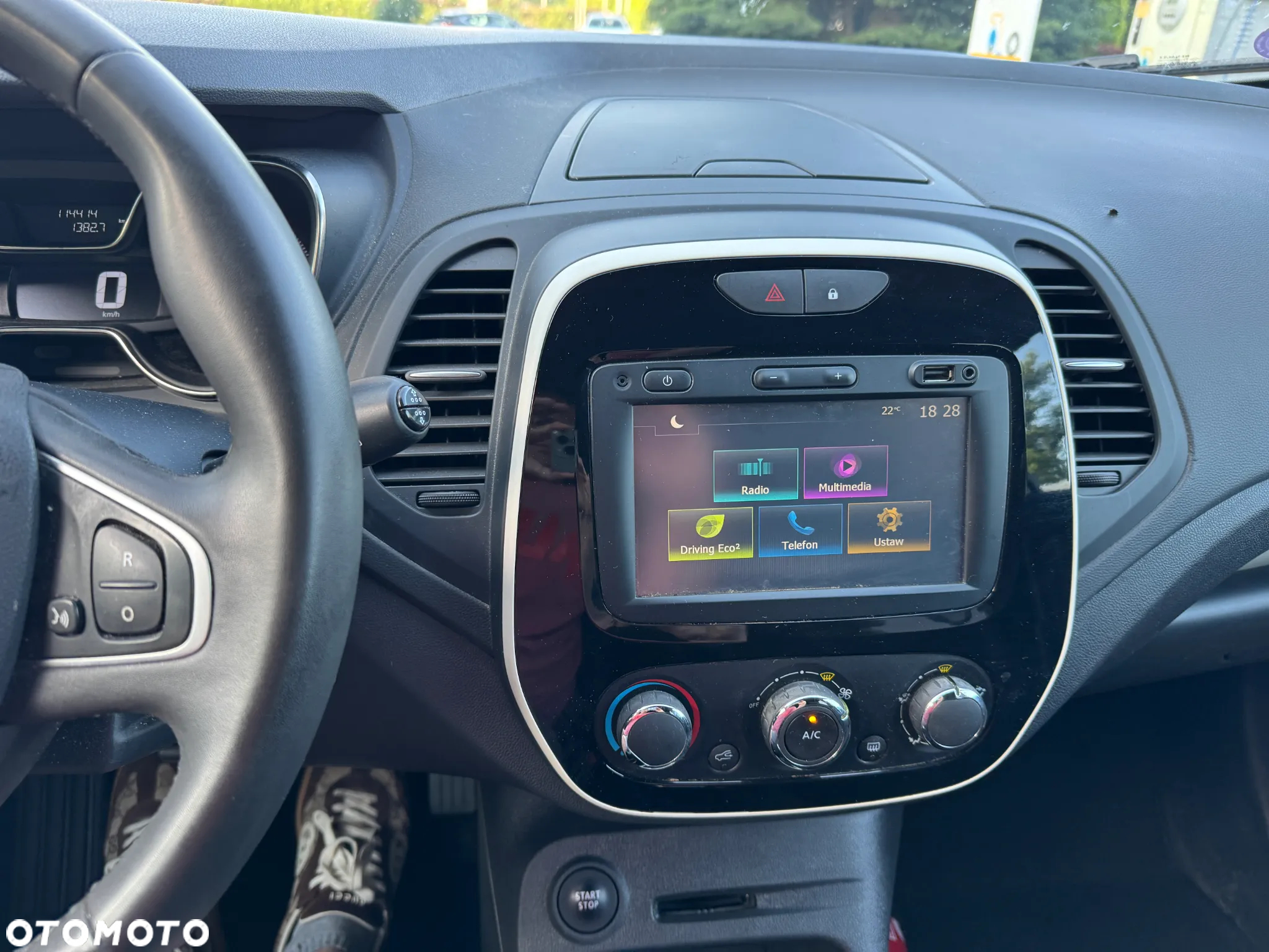 Renault Captur 0.9 Energy TCe Life EU6 - 14