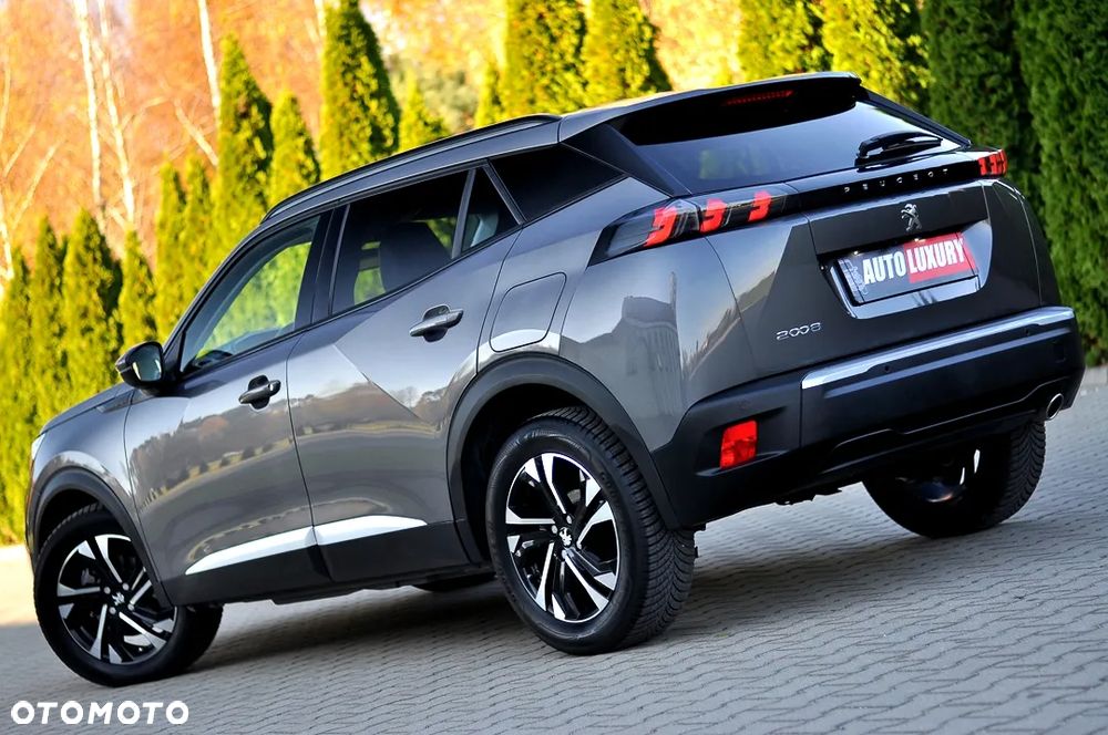 Peugeot 2008 BlueHDi 130 Allure S&S EAT8 - 10