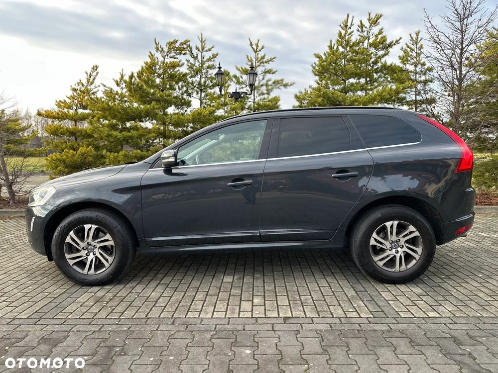 Volvo XC 60 D3 Momentum - 3