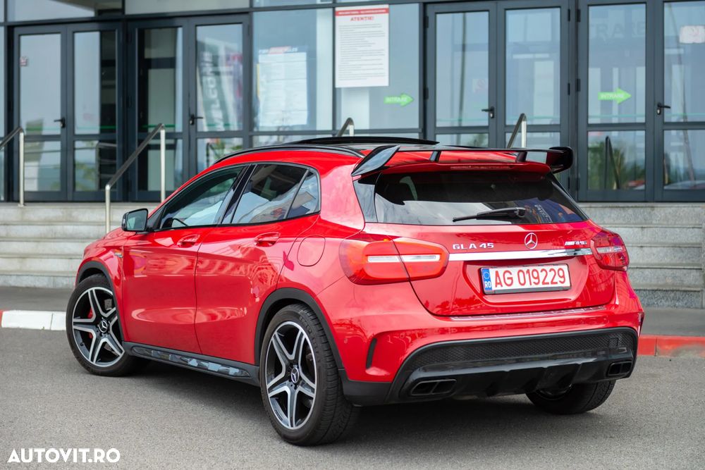 Mercedes-Benz GLA 45 AMG 4MATIC Aut. - 9