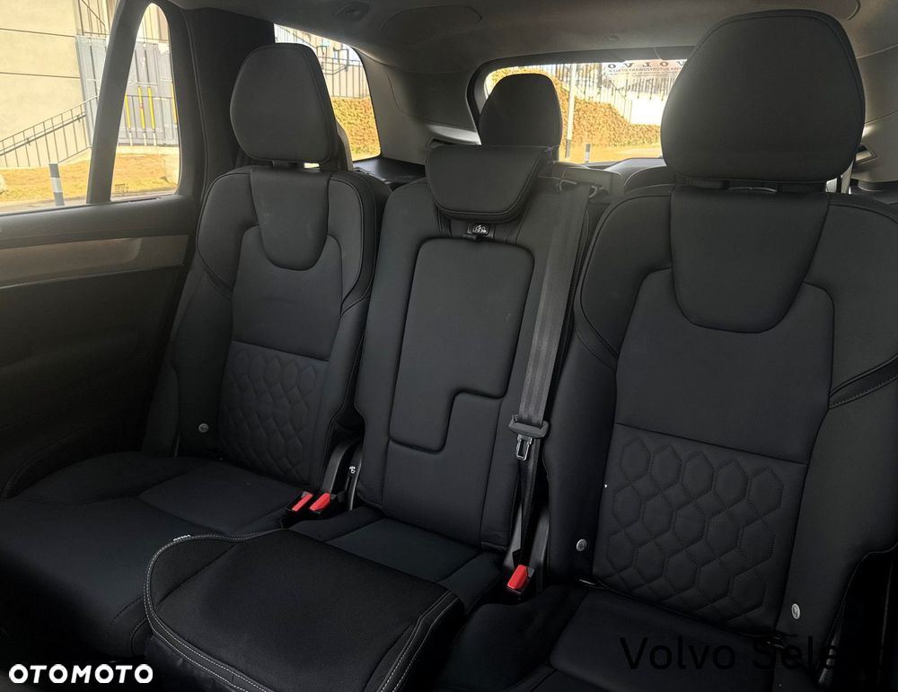 Volvo XC 90 - 30