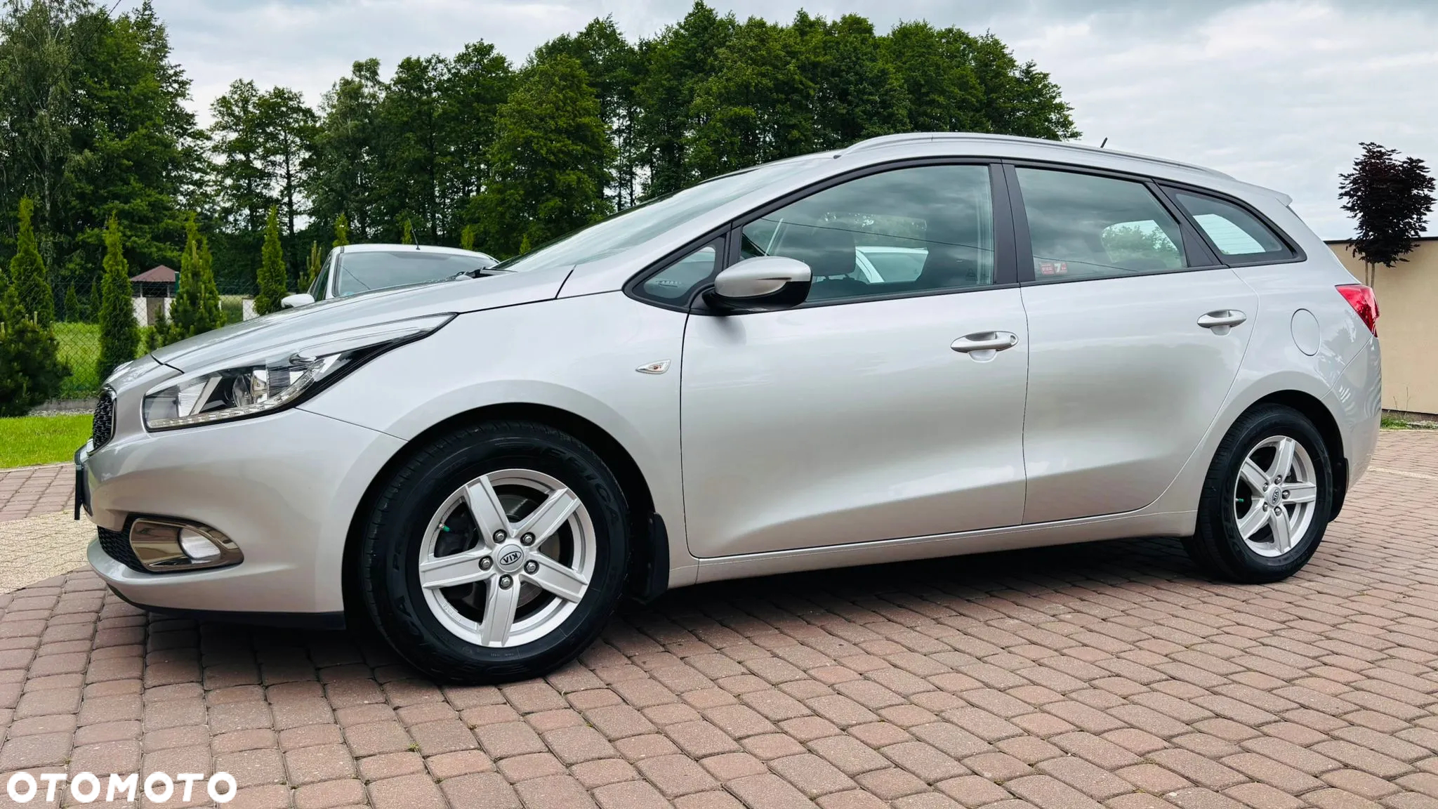 Kia Ceed - 5