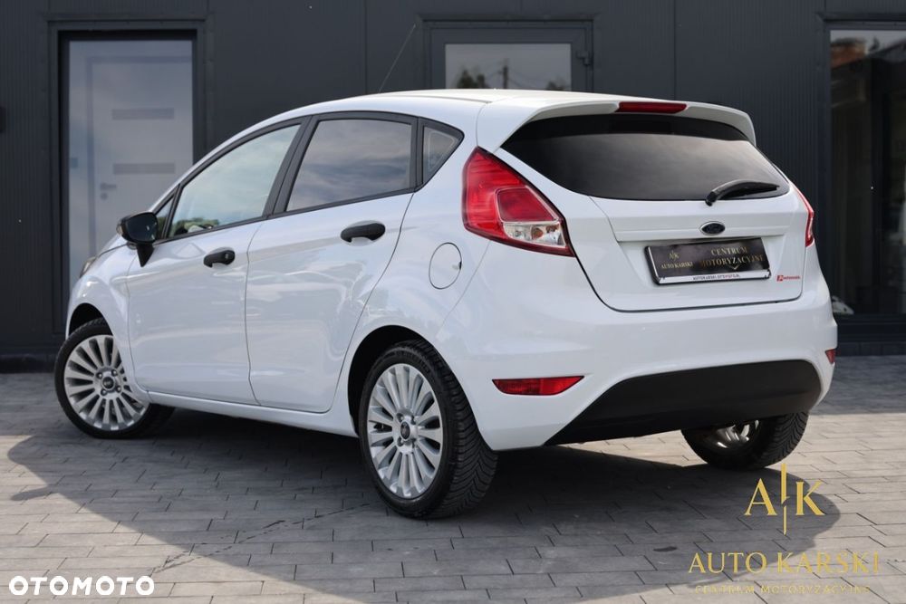 Ford Fiesta - 6