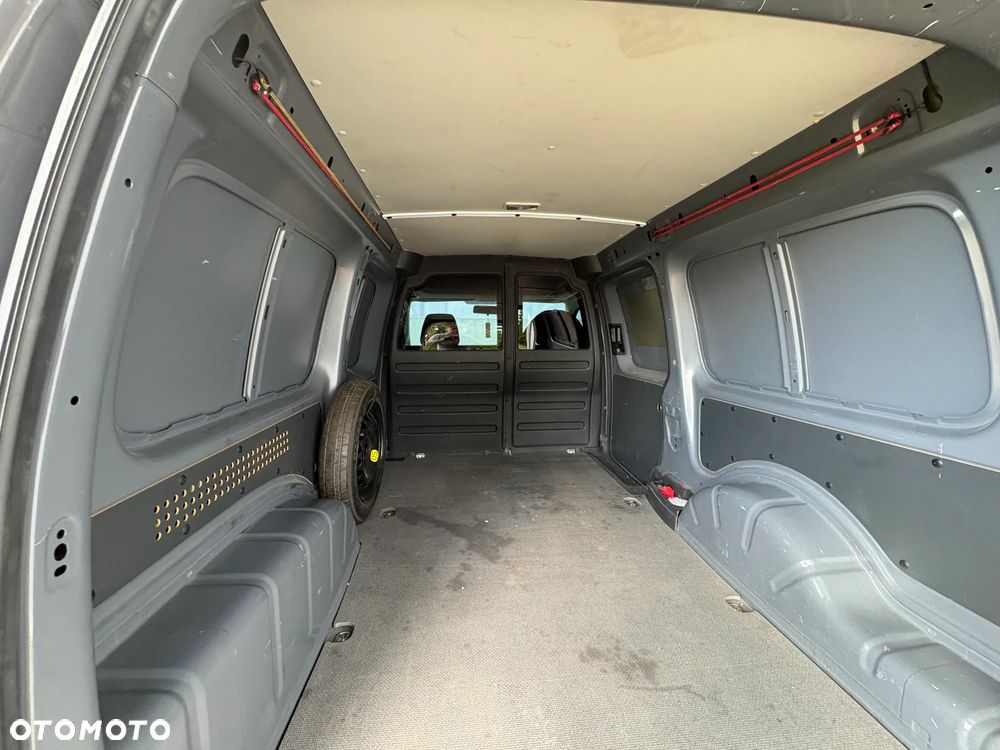 Volkswagen Caddy Maxi - 10