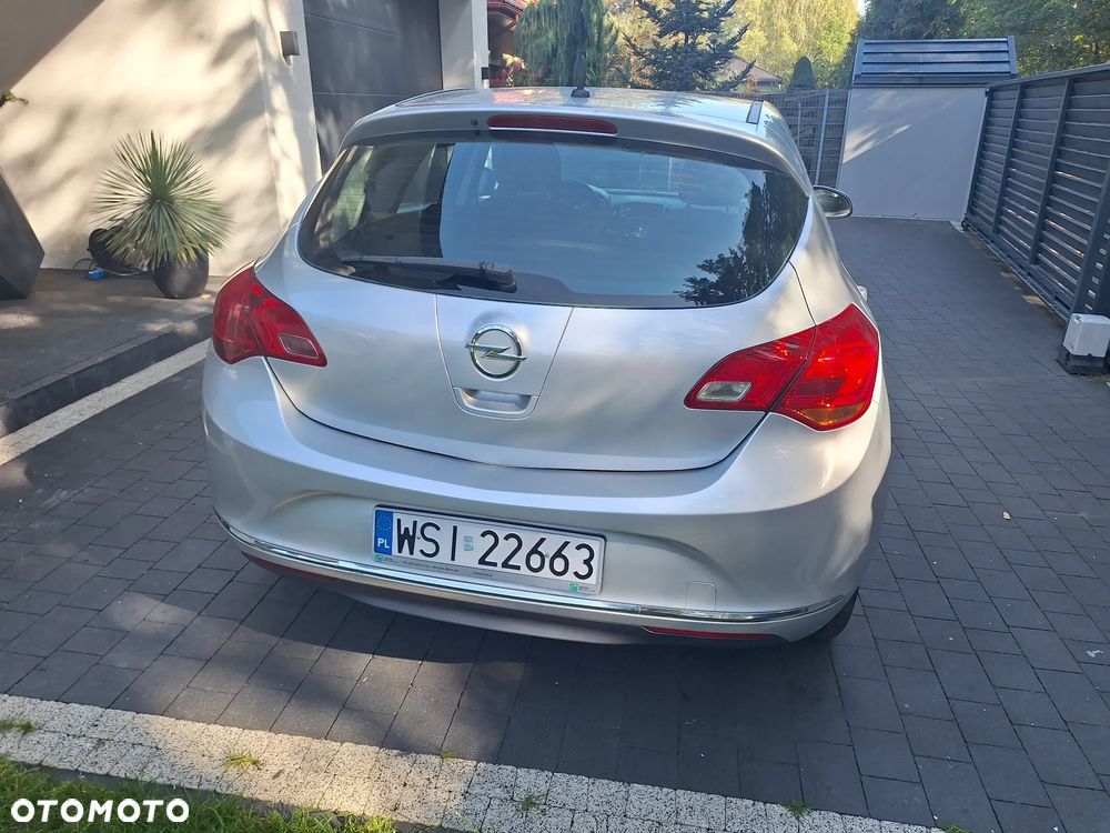 Opel Astra - 17