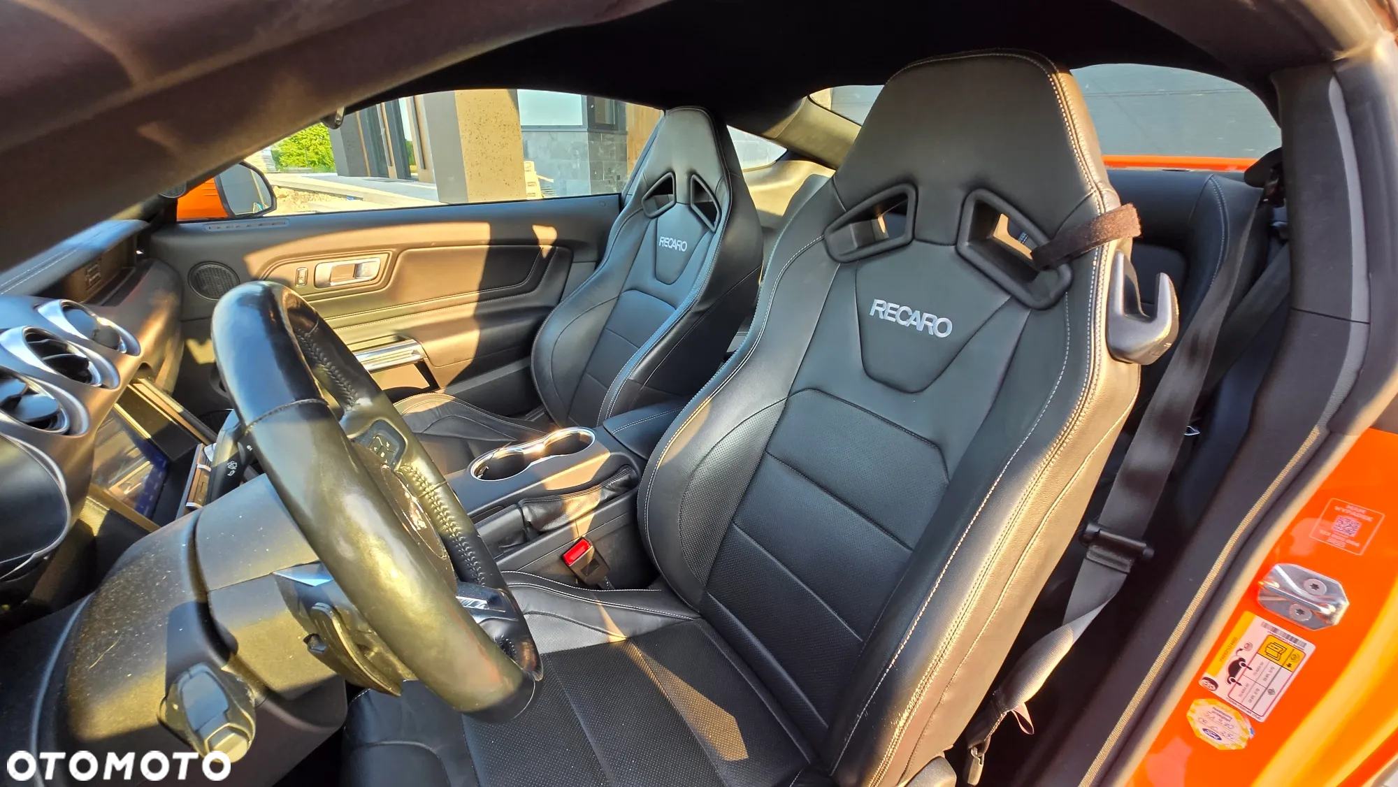 Ford Mustang 5.0 V8 GT - 5