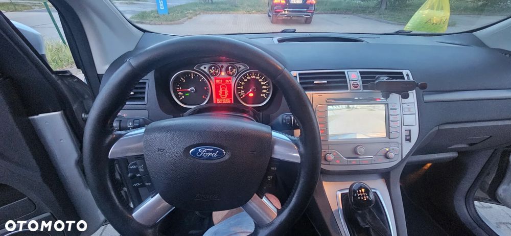 Ford Kuga 2.0 TDCi Titanium - 2