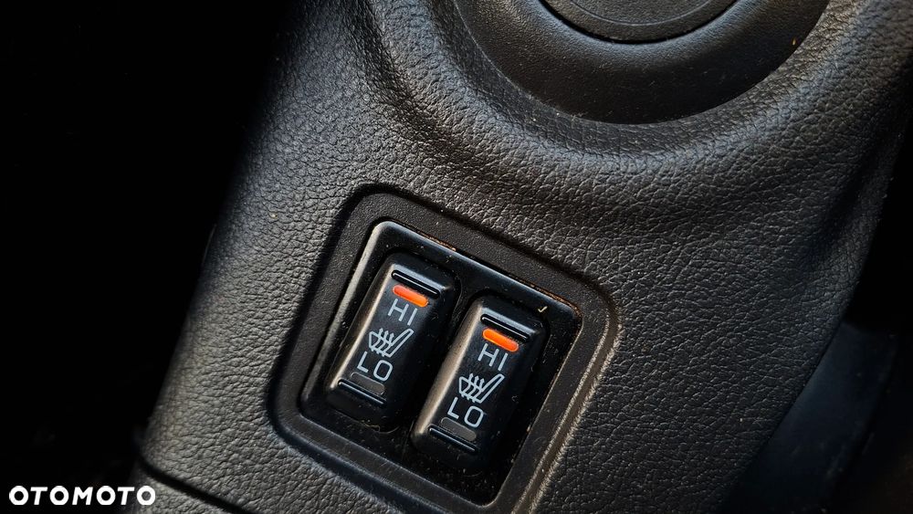 Mitsubishi Outlander 2.0 2WD Inform - 35