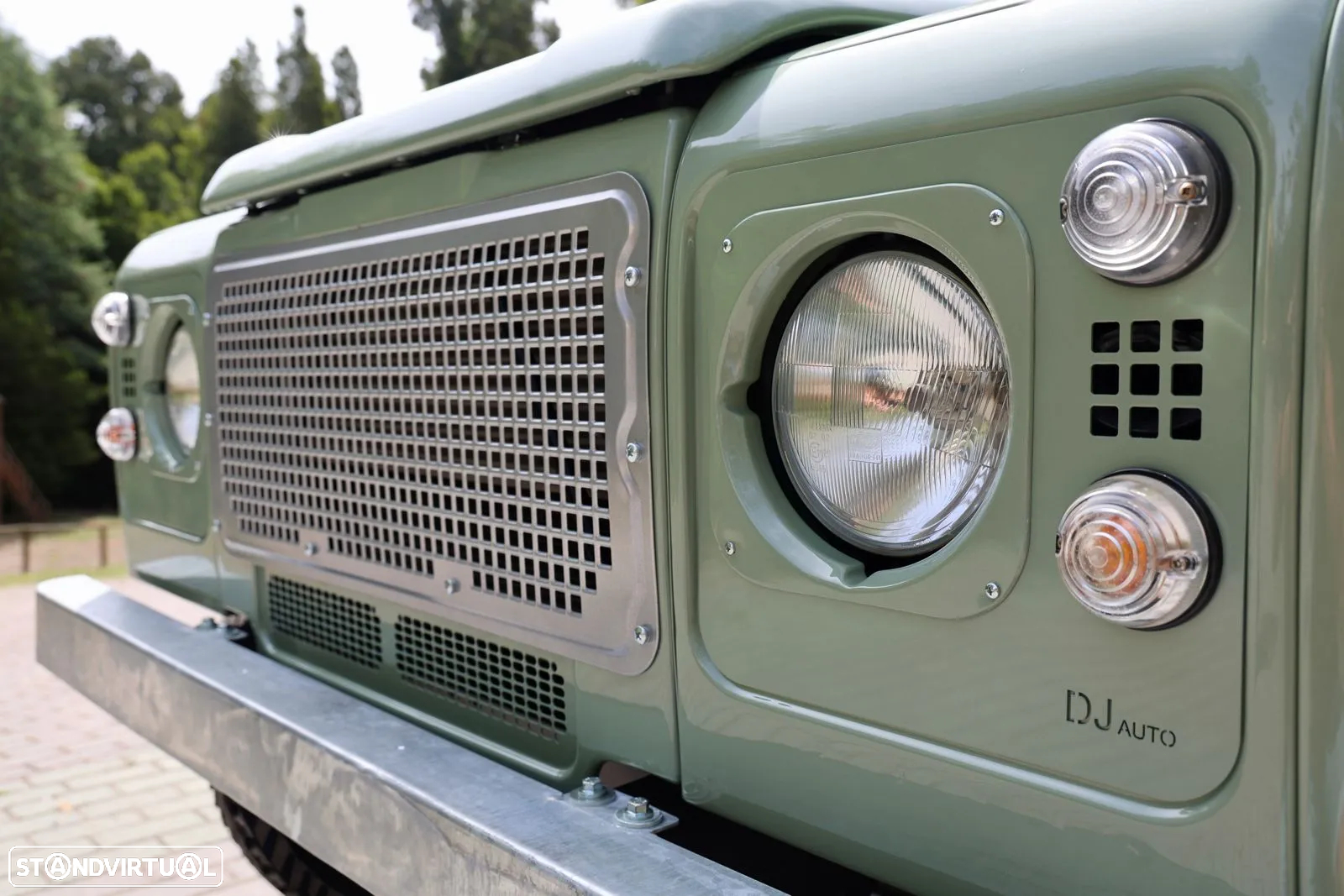 Land Rover Defender 90 2.5 Td5 Soft Top - 17