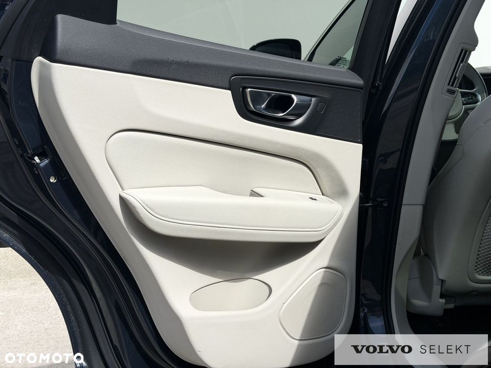 Volvo XC 60 - 12