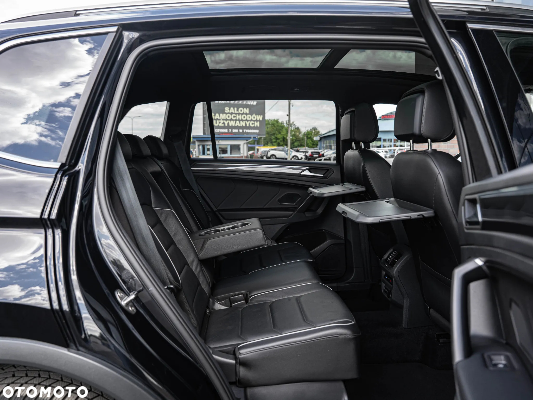 Volkswagen Tiguan Allspace 2.0 TDI R-Line DSG - 28