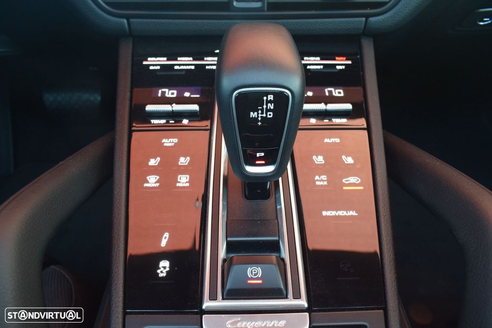 Porsche Cayenne E-Hybrid - 14