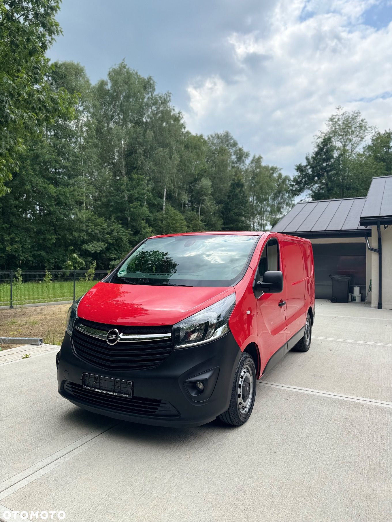 Opel Vivaro - 1