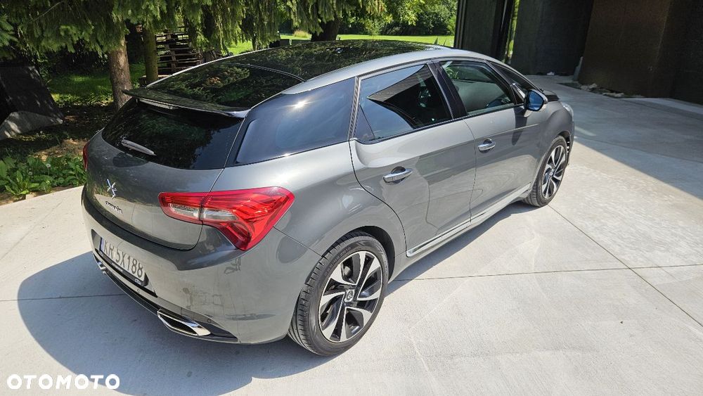 Citroën DS5 HDi 165 SportChic - 12